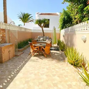 parque-santiago-1-villa-114-by-tenerife-rental-and-sales.in-canary-islands.com/